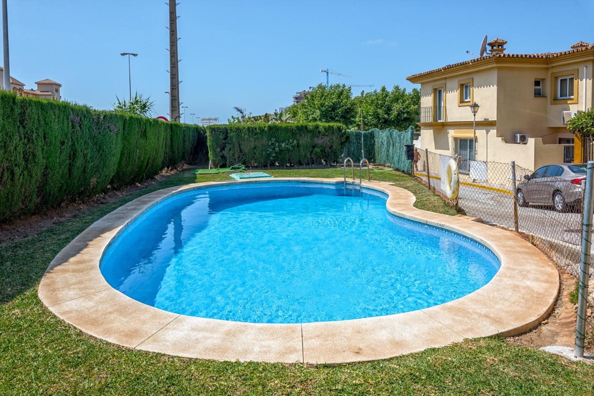 Castillo Sohail Townhouse Near The Beach By Costarentals - Ref 101 فوينخيرولا المظهر الخارجي الصورة