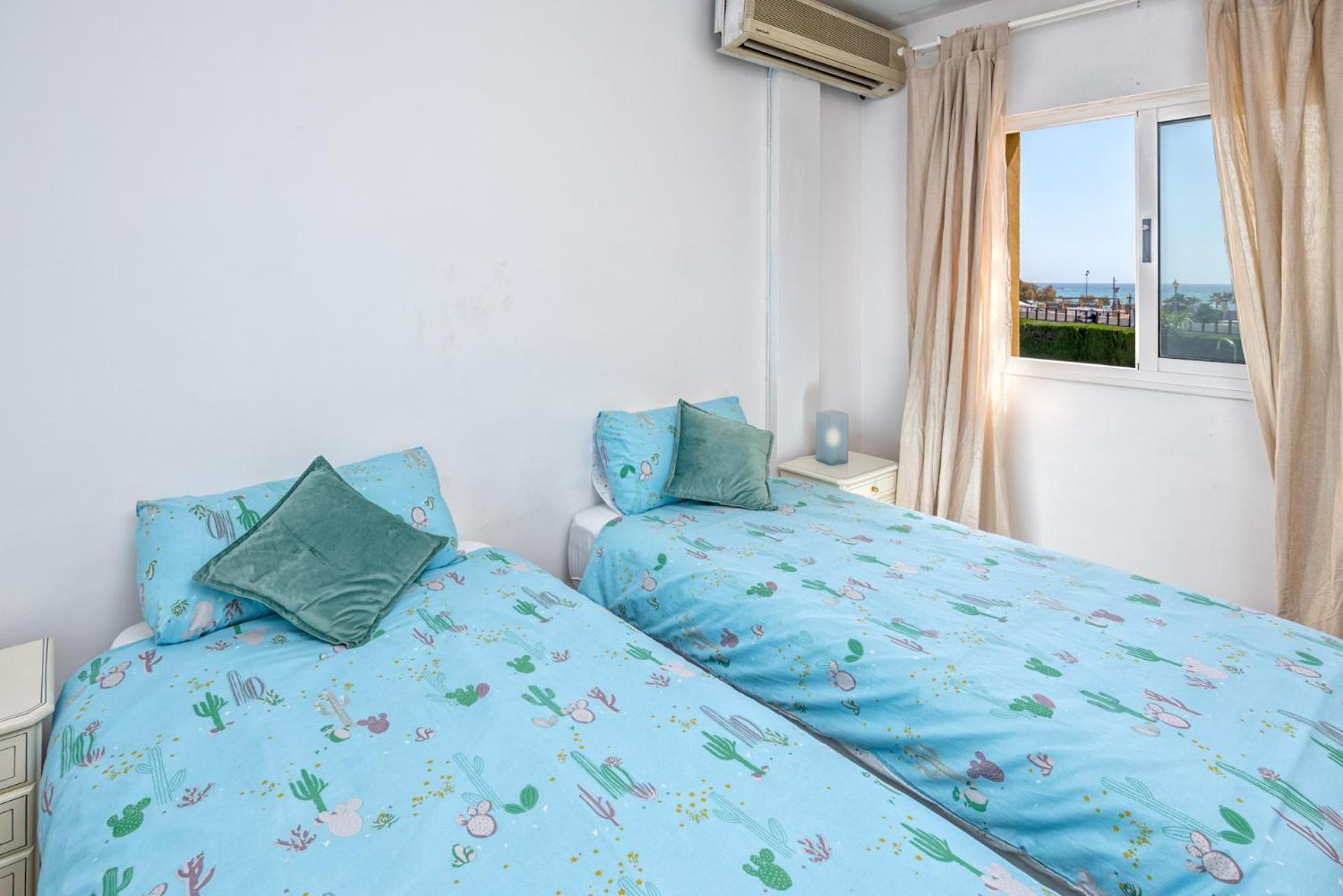 Castillo Sohail Townhouse Near The Beach By Costarentals - Ref 101 فوينخيرولا المظهر الخارجي الصورة